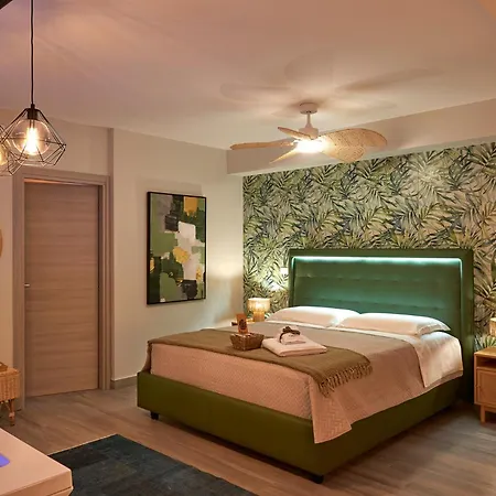 Aparthotel La Marina *
