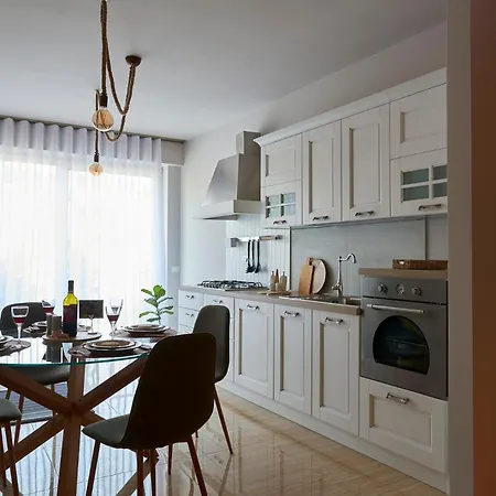 Aparthotel La Marina