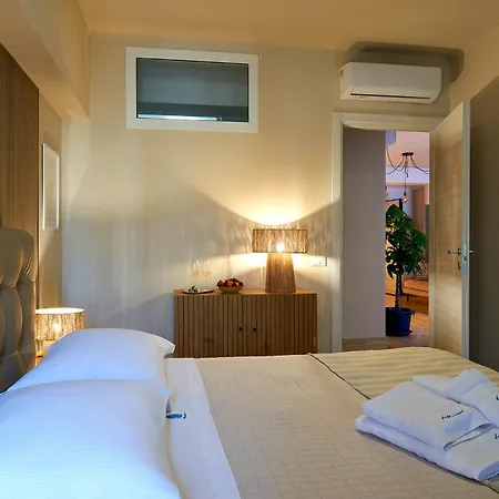 Aparthotel La Marina