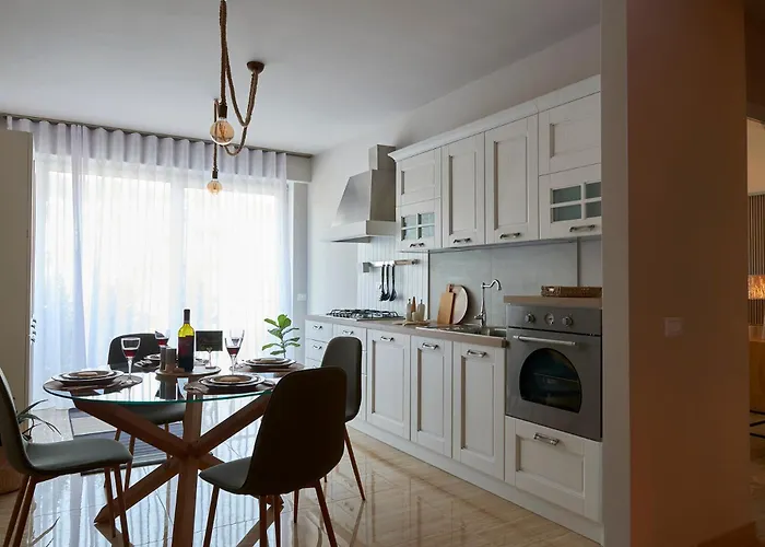 Aparthotel La Marina