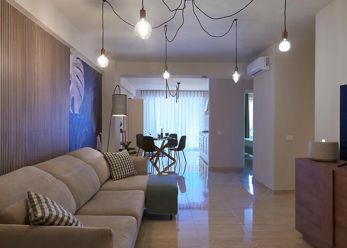 La Marina Aparthotel *